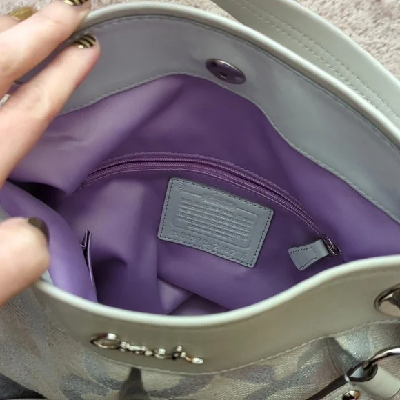 New without tag Coach Handbag - Picture 5 of 5